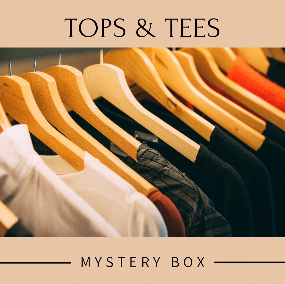 Mystery Tops & Tees Box ✨👚👕